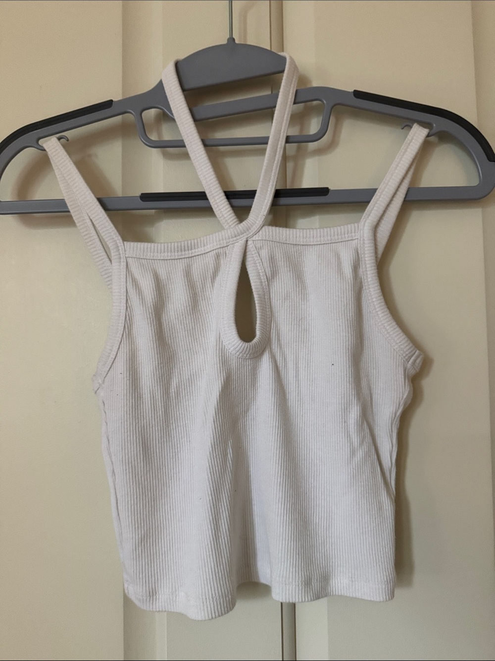 American Eagle Outfitters Cream Ribbed Keyhole Cami